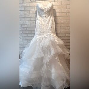 Trumpet Fit & Flare Wedding Dress- Embellished Lace Corset Tulle Appliqué Layers